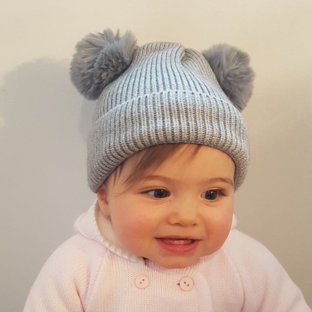 Faux fur pom poms best sale for baby hats uk